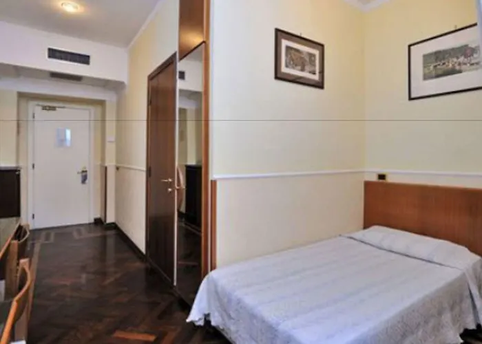 Virgilio Hotel 3*